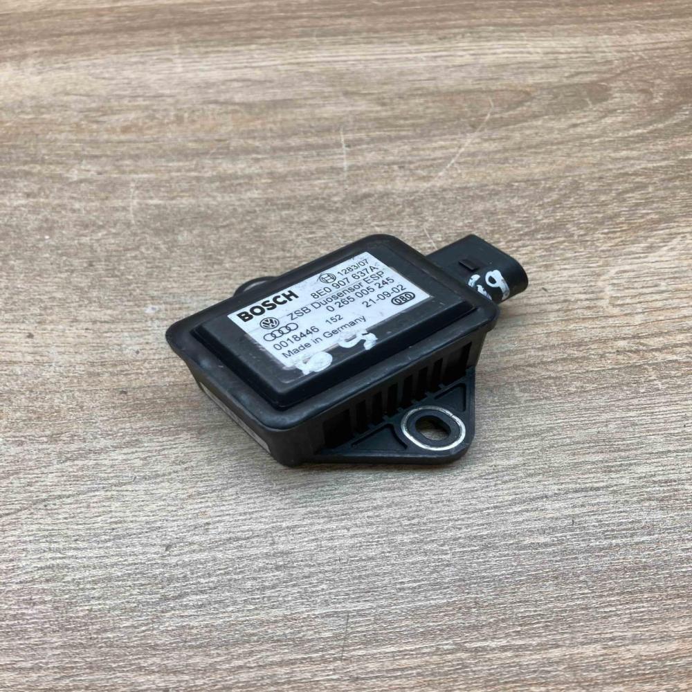 8E0907637A 0265005245  ESP acceleration yaw rate sensor Audi A4 S4 B6 8E 8H