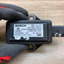 8E0907637A 0265005245  ESP acceleration yaw rate sensor Audi A4 S4 B6 8E 8H