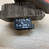 09132691 51299008  Glow plug pre-heat relay Opel Astra G
