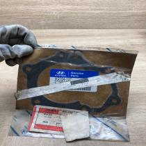MD704 137 MD704137  Gearbox gasket Hyundai Galloper
