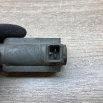 059906627A 72190321  Turbo solenoid valve Audi A6 S6 C5 4B