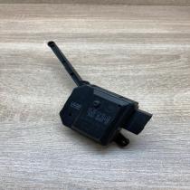 309368000CE B04439012637  Air flap motor/actuator Opel Astra G