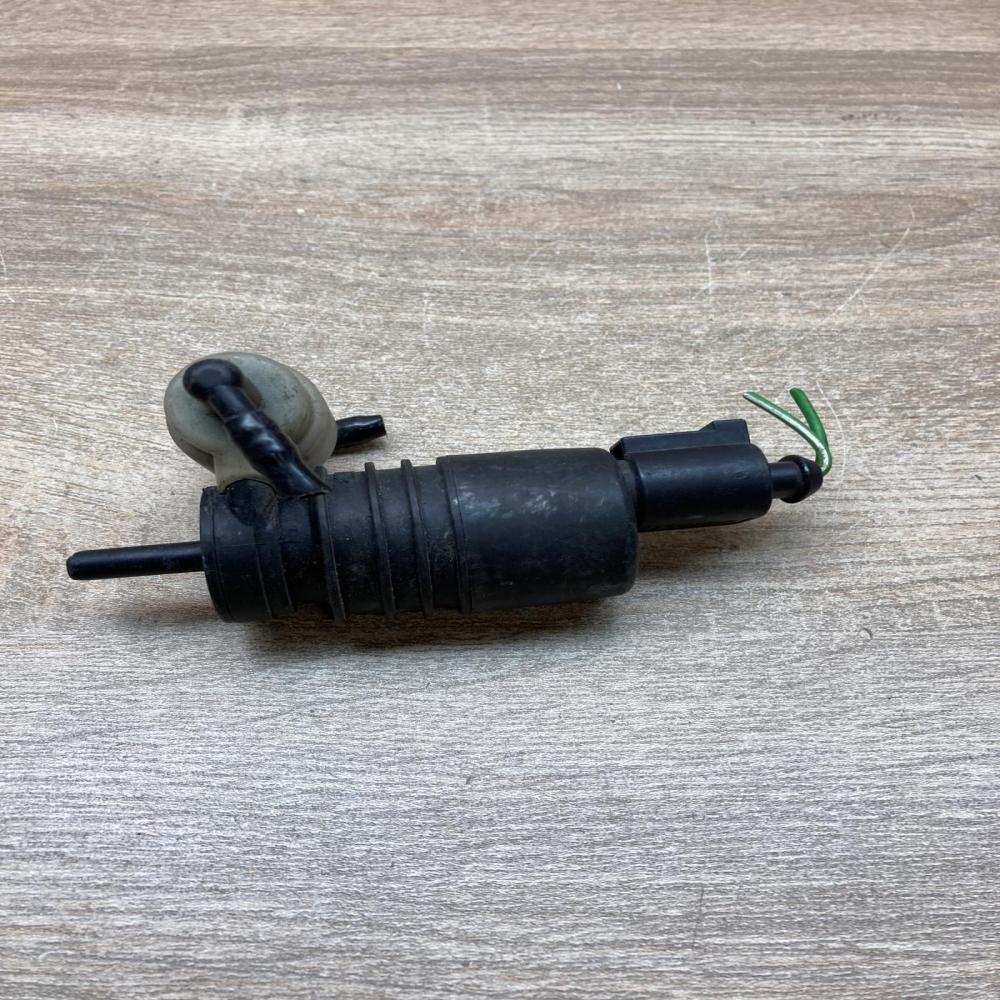 1J0973722   Windscreen/windshield washer pump Volkswagen Sharan