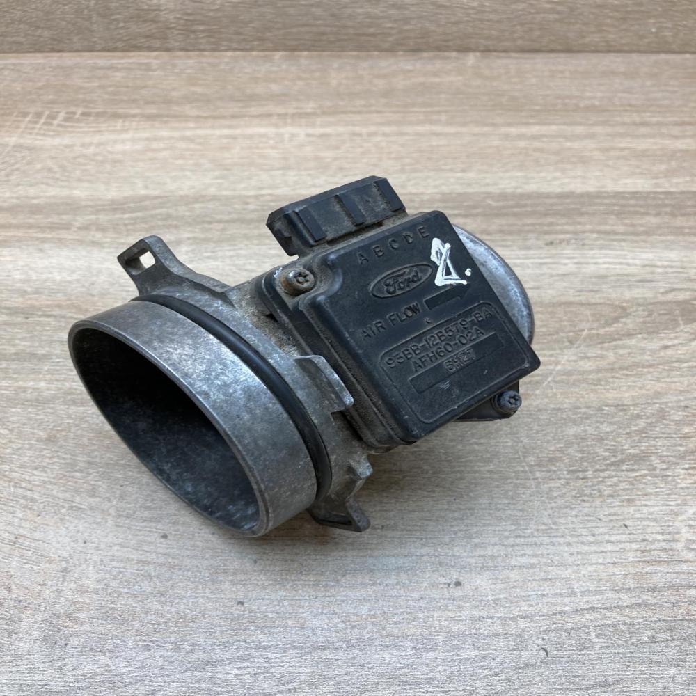 93BB 12B579 BA AFH60 02A  Mass air flow meter Ford Galaxy