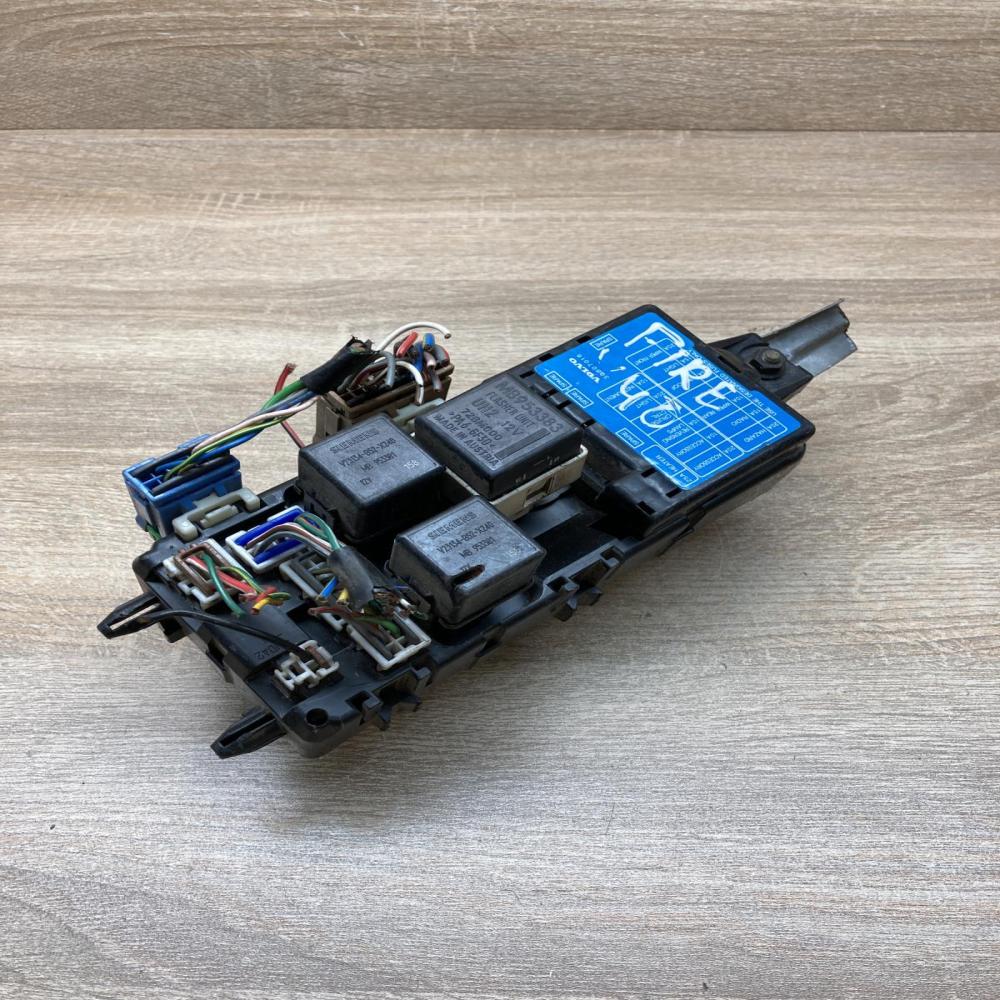 30807016   Fuse module Volvo S40, V40