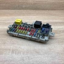 YQE102720   Fuse module Rover 414 - 416 - 420