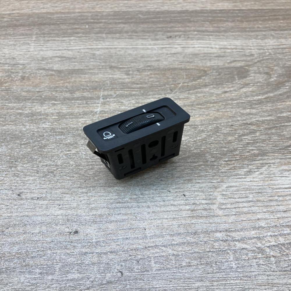 8351268 21282000  Headlight level height control switch BMW 5 E34