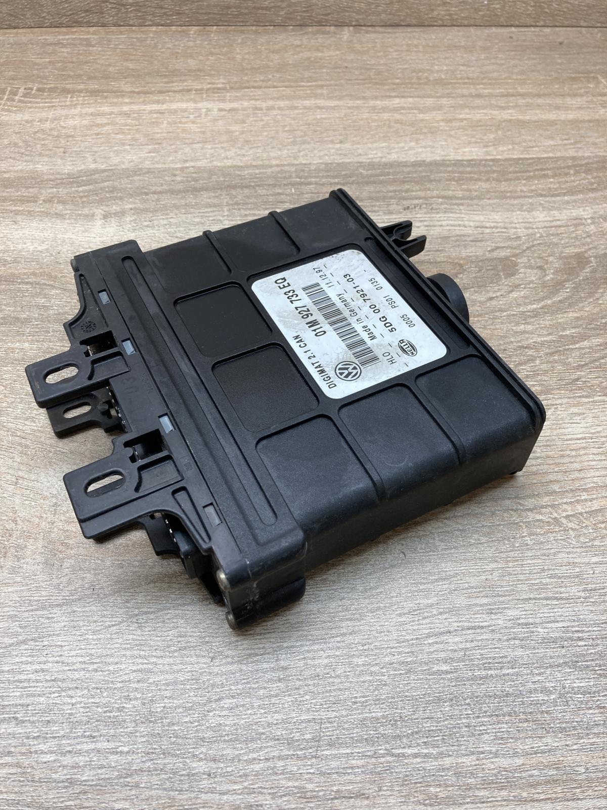 01M927733EQ 5DG007921  Engine control unit/module ECU Volkswagen Golf IV