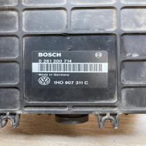 1H0907311C 0261200714  Engine control unit/module ECU Volkswagen Golf III