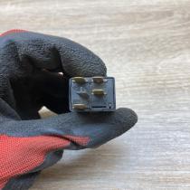 90226201   Fog light switch Opel Astra F