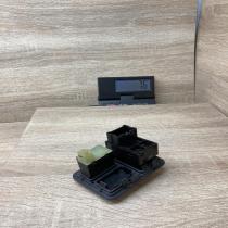 68960 90J00   Headlight level height control switch Nissan Almera