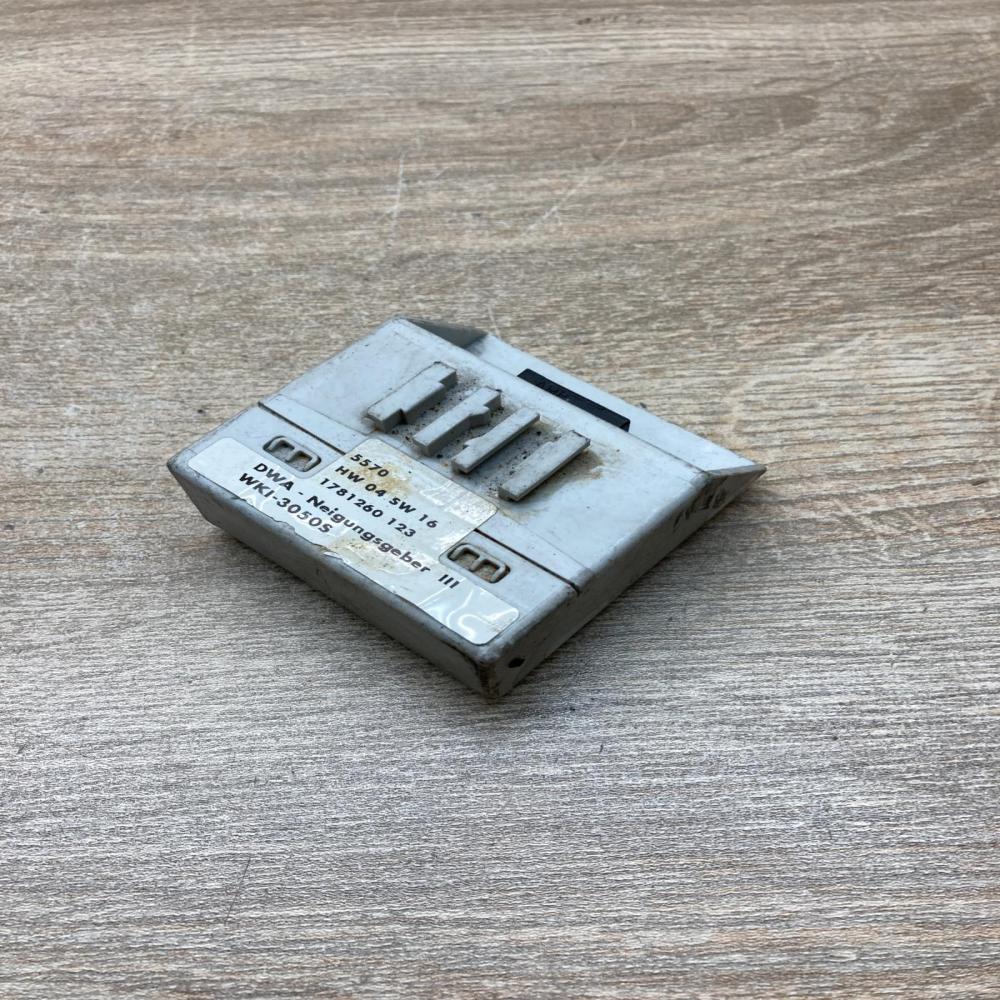 HW04SW16 1781260  Alarm control unit/module BMW 3 E46