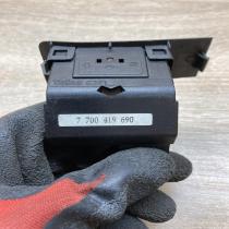 7700419690 7700822799  Headlight level height control switch Renault Laguna I