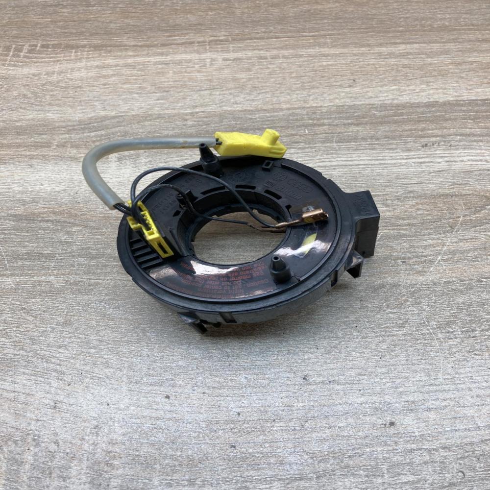 1J0959653   Airbag slip ring squib (SRS ring) Volkswagen Golf IV