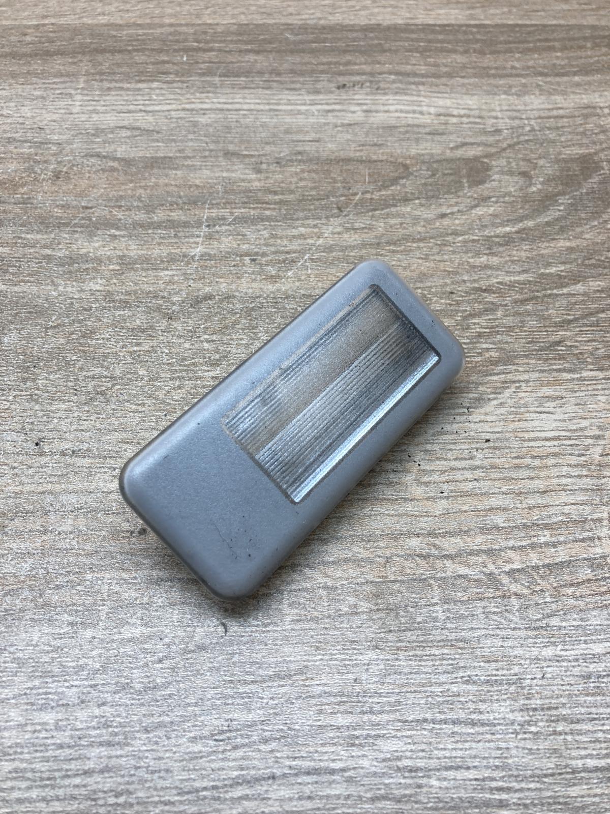 140929   Front seat light BMW X3 E83