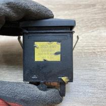 8D0941509   Hazard light switch Audi A4 S4 B5 8D