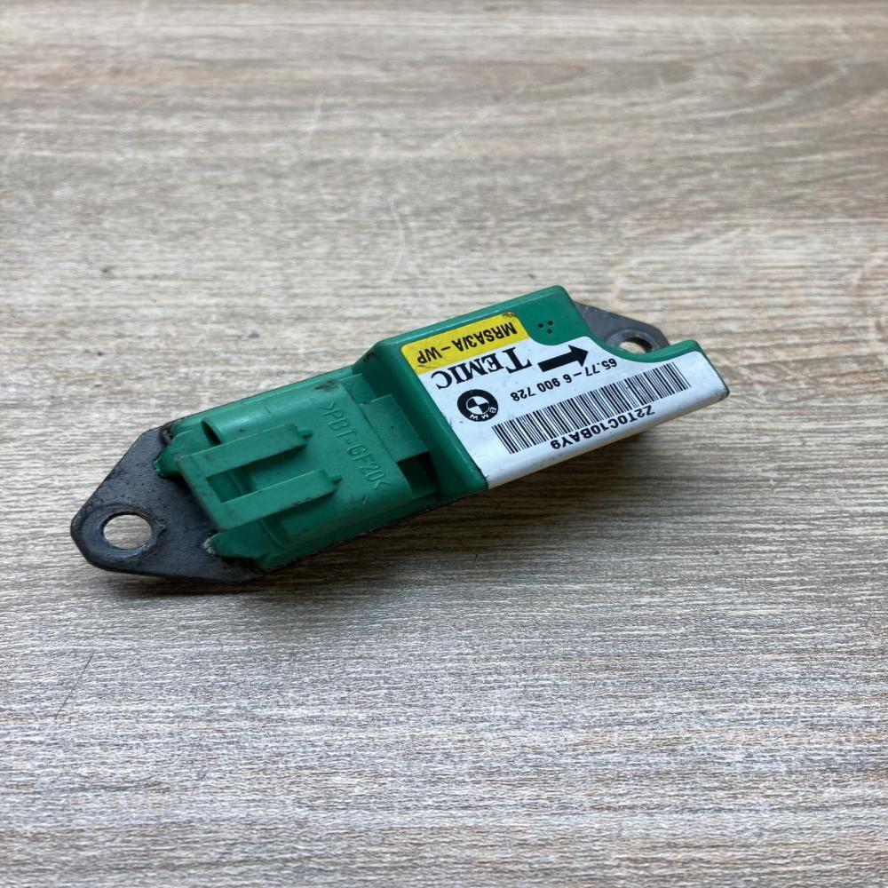 6900728   Airbag deployment crash/impact sensor BMW 5 E39