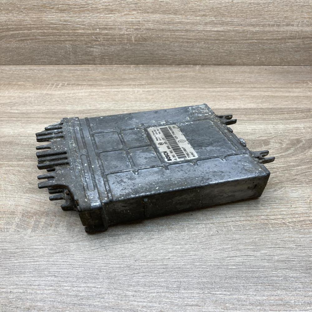 HOM7700105953 0281001809  Engine control unit/module ECU Renault Scenic I