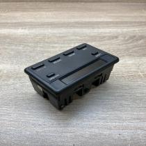 1374288   Clock BMW 5 E34