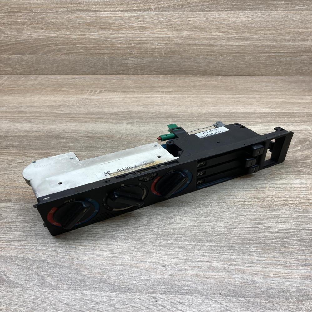 8351110 8351114  Climate control unit BMW 5 E34