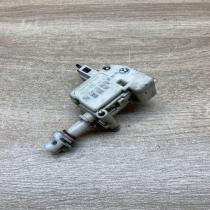 3B0959782 7545 33  Central locking motor Volkswagen PASSAT B5