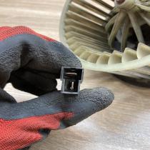 893819021 3137020009  Heater fan/blower Audi 80 90 S2 B4