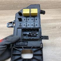 24443147 518777024  Fuse module Opel Vectra C