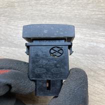 864W030003   Windscreen/window heater switch KIA Sorento