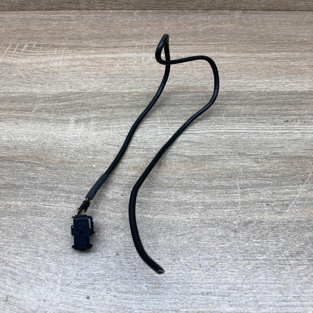 8373972   Plug wire BMW 7 E65 E66
