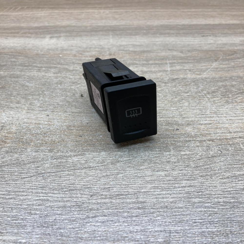 3B0959621C   Windscreen/window heater switch Volkswagen PASSAT B5