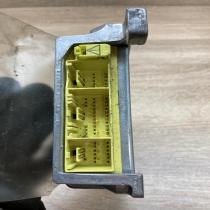 89170 42090   Airbag deployment crash/impact sensor Toyota RAV 4 (XA20)