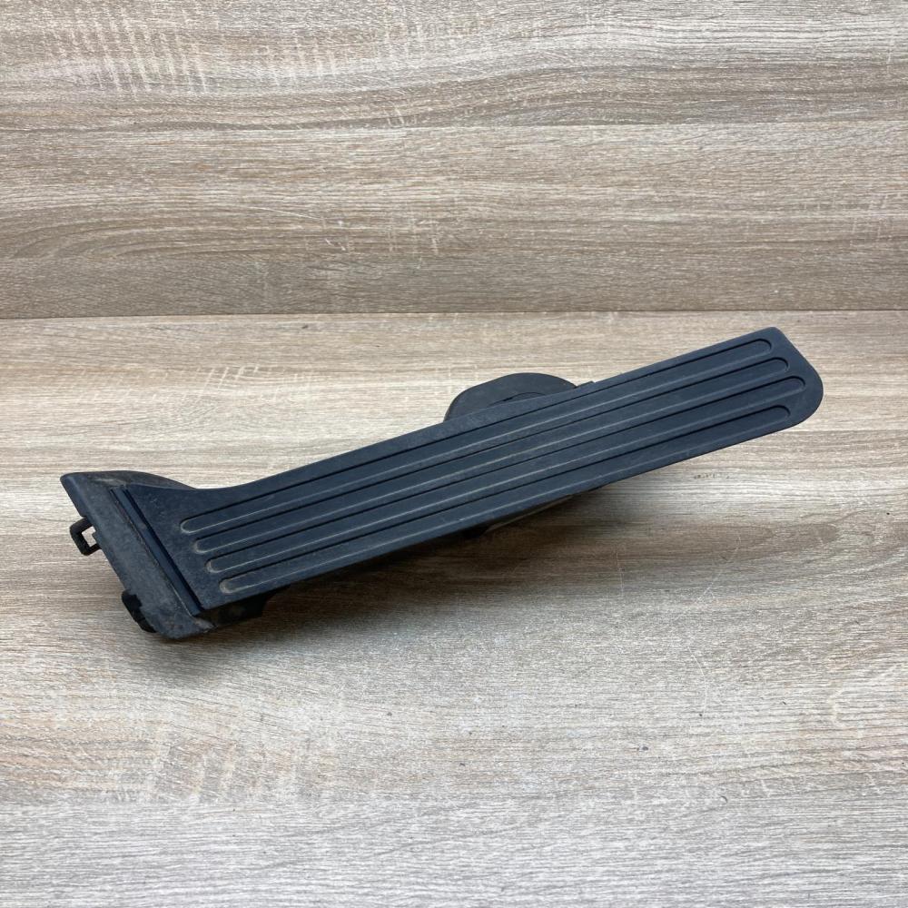 1K1721503L 6PV008600  Accelerator throttle pedal Volkswagen Golf V