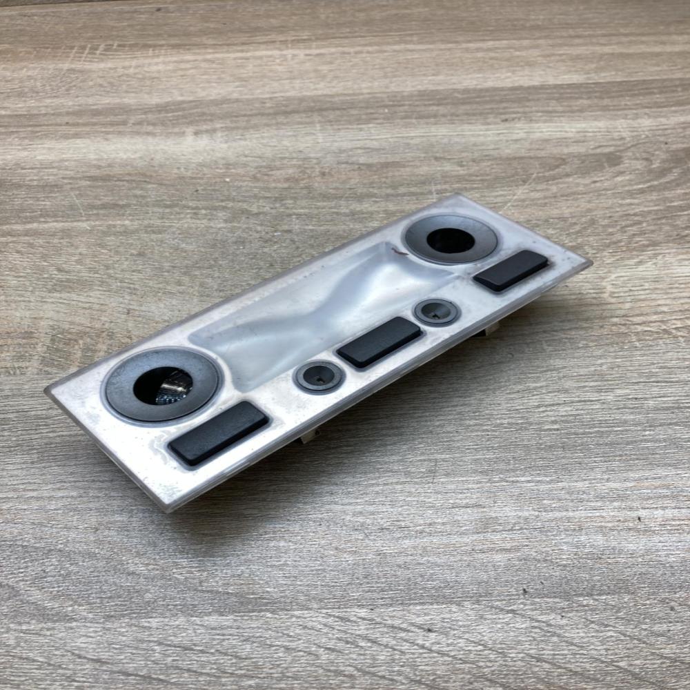 8379700   Front seat light BMW 7 E65 E66