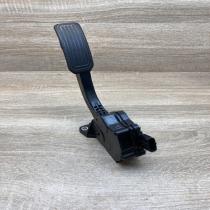 198800 8560 78110 42011 05P30B00072 Accelerator throttle pedal Toyota RAV 4 (XA3