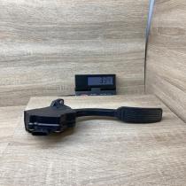 198800 8560 78110 42011 05P30B00072 Accelerator throttle pedal Toyota RAV 4 (XA3