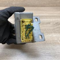 77960 S04 G81 M1   Airbag deployment crash/impact sensor Honda Accord