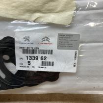 133962  5 Pcs Thermostat housing Peugeot 307