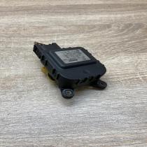 8D2820511C 0132801122  Air flap motor/actuator Volkswagen Golf IV