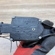 1J0907511 6NN007626  Air flap motor/actuator Volkswagen Golf IV