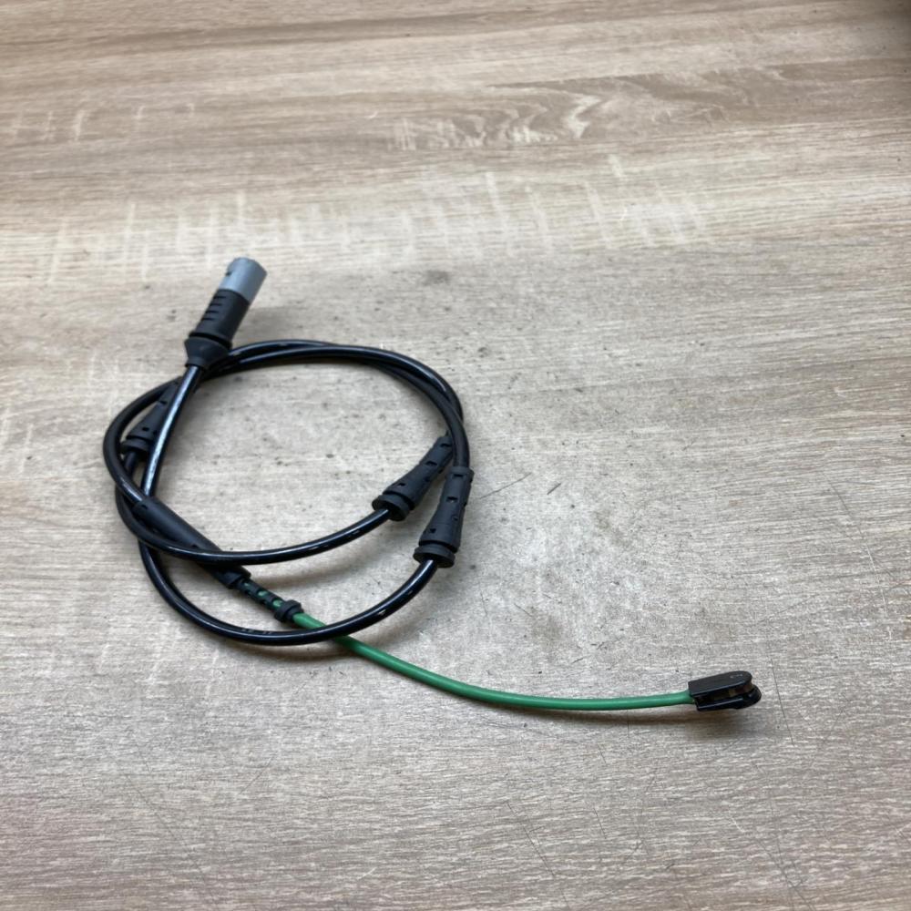 6791961   Brake pads wear sensor BMW 5 GT F07