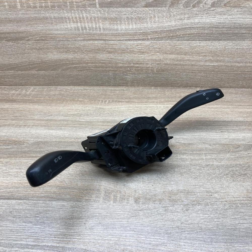 6Q0953503CE 204165  Wiper turn signal indicator stalk/switch Volkswagen Polo IV