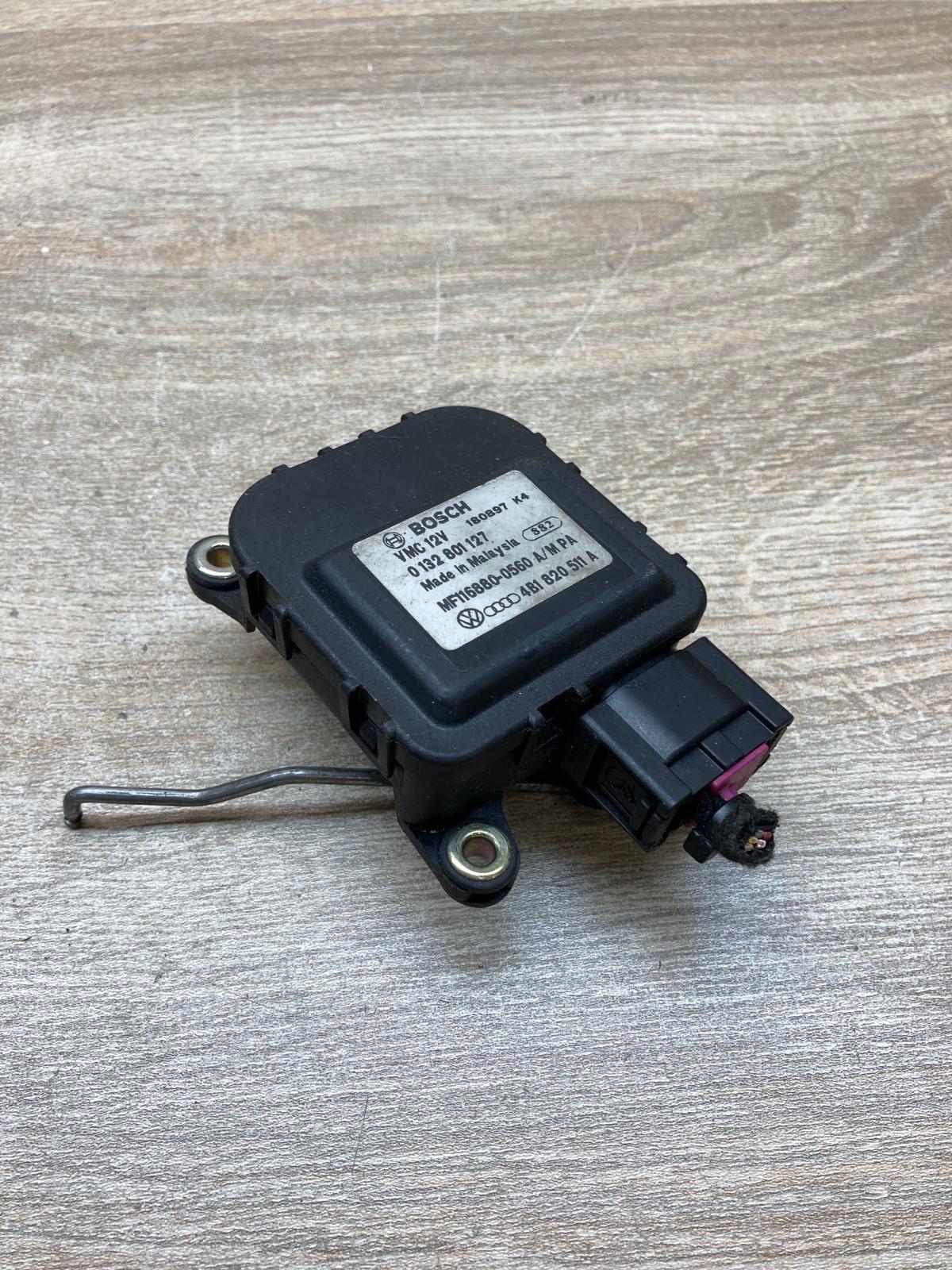 4B1820511A 0132801127  Air flap motor/actuator Audi A6 S6 C5 4B