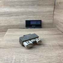 808999 899995000  Coolant fan relay Volvo S40, V40