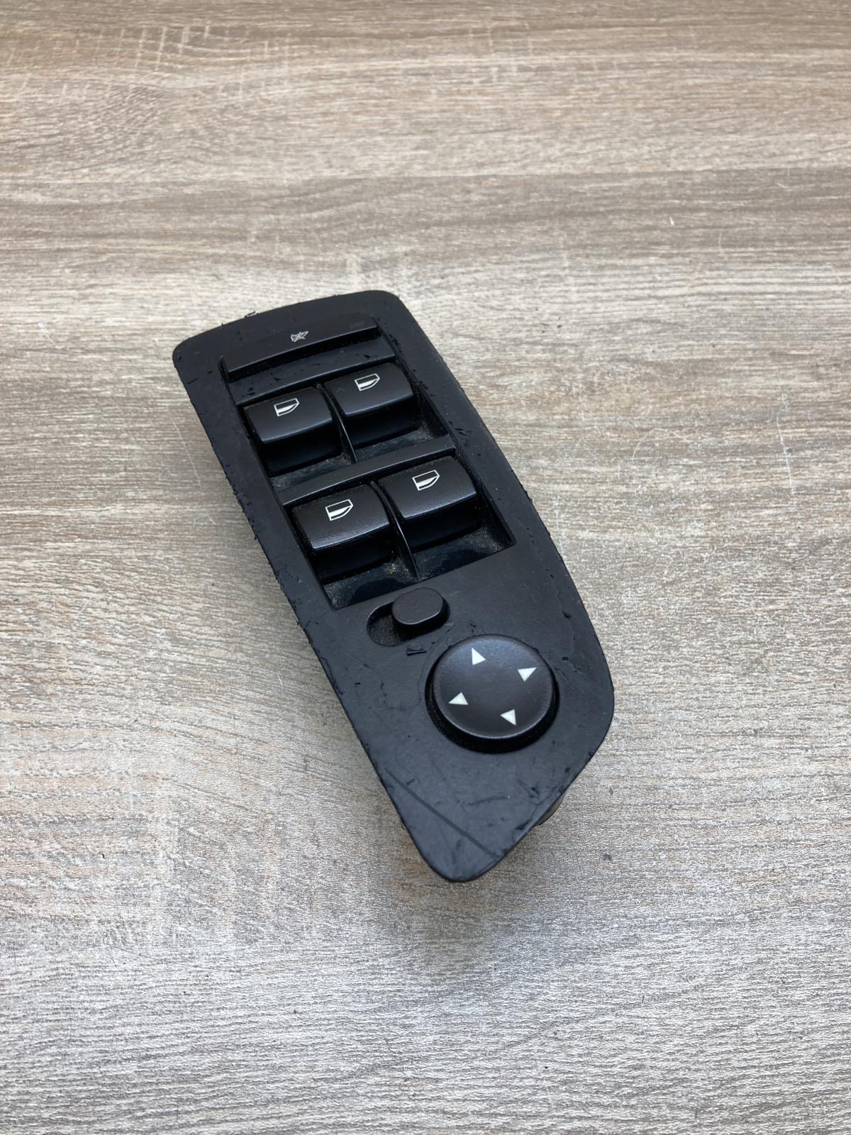 6952051   Electric window control switch BMW 1 E81 E87