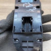 6952051   Electric window control switch BMW 1 E81 E87