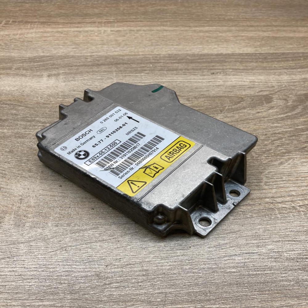 9110258 0285001532  Airbag deployment crash/impact sensor BMW 3 E90 E91