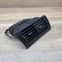 8376150   Dash center air vent grill BMW 5 E39