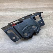 7057364   Tailgate/trunk/boot lock/catch/latch BMW 3 E46