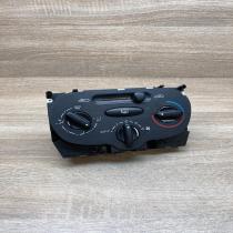 Peugeot 206   Climate control unit Peugeot 206