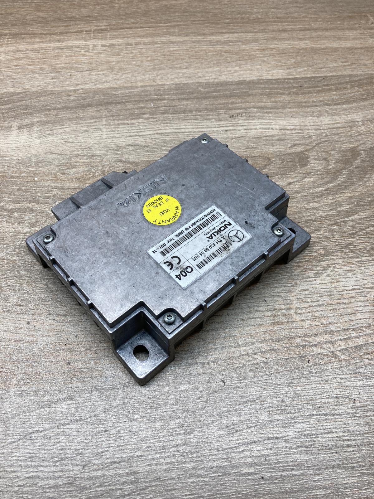 A2118205885 0630706  Phone control unit/module Mercedes-Benz E W211